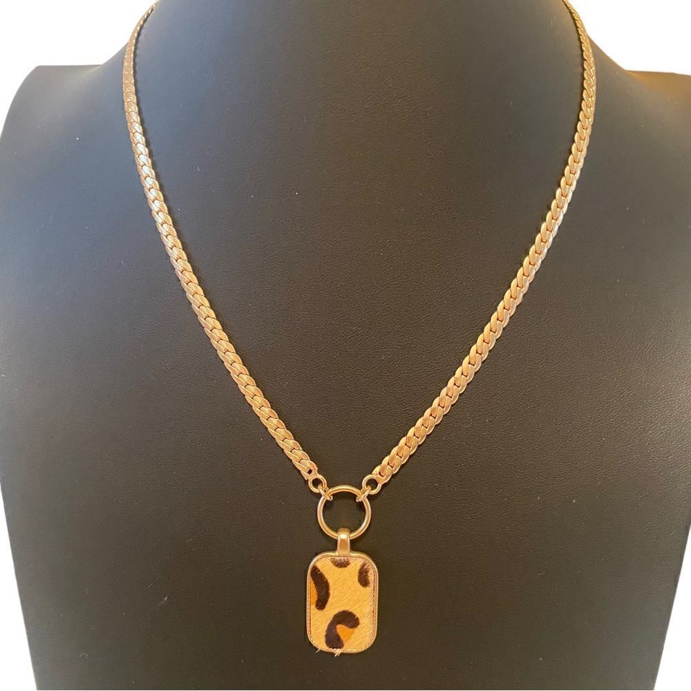 Matte Gold Toned Horse Hair Leopard Print Pendant on Herringbone Chain